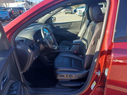 Used 2024 Chevrolet Equinox RS w/ RS Leather Package image 7