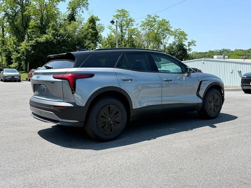 New 2025 Chevrolet Blazer EV LT w/ Super Cruise Package AWD/4WD image 17