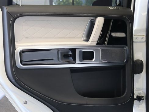 Used 2024 Mercedes-Benz G 63 AMG 4MATIC image 39
