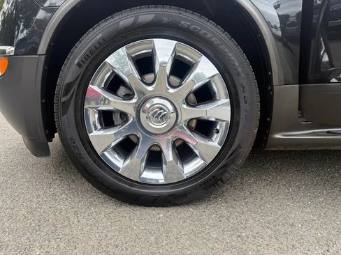 Used 2011 Buick Enclave CXL AWD/4WD image 37