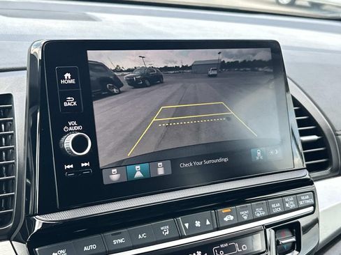 Used 2025 Honda Odyssey Sport-L image 32