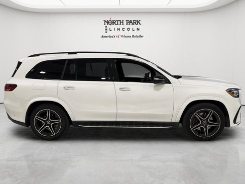 Used 2024 Mercedes-Benz GLS 450 4MATIC image 6