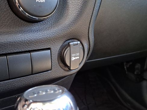 Used 2017 Jeep Wrangler Unlimited Sport w/ Quick Order Package 24S AWD/4WD image 25