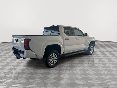 Used 2024 Toyota Tacoma SR5 image 12
