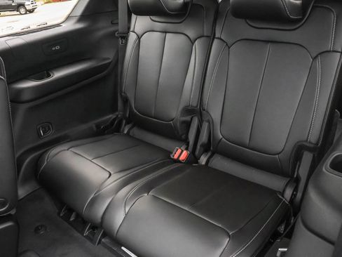 New 2025 Jeep Grand Cherokee L Limited image 7