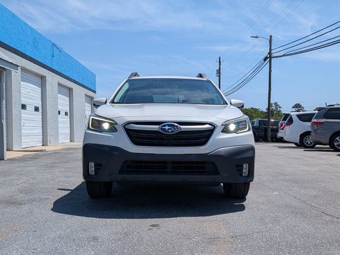 Used 2020 Subaru Outback Premium AWD/4WD image 2