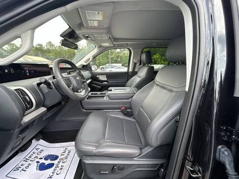 Used 2025 Ford Expedition Max Active RWD image 11