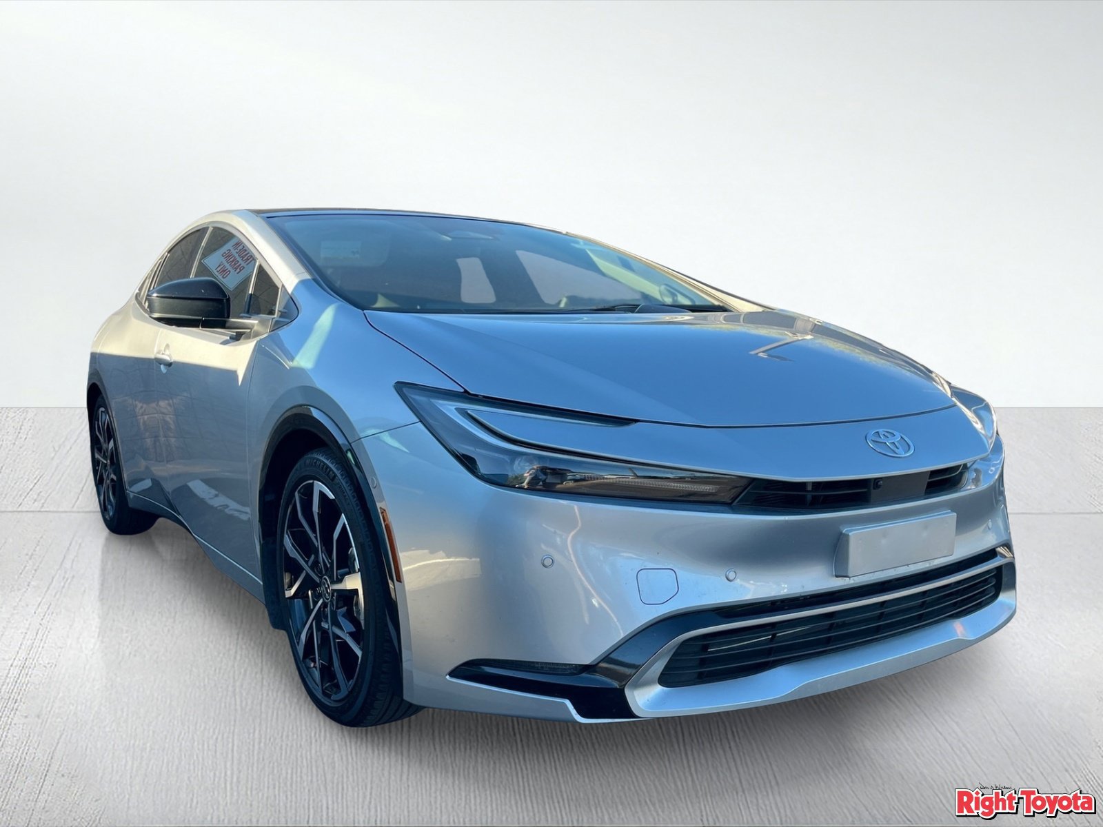 Certified 2024 Toyota Prius Prime Premium w/ Advanced Technology Package FWD image 5