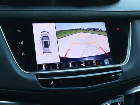 Used 2023 Cadillac XT5 Sportv w/ Platinum Package image 33