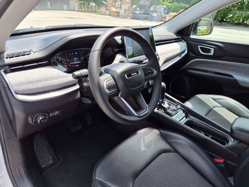 Certified 2022 Jeep Compass Latitude AWD/4WD image 12