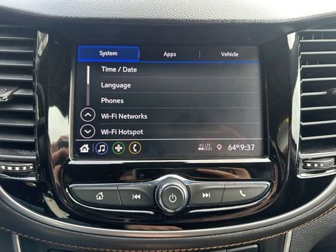 Used 2022 Chevrolet Trax LS w/ Tint and Cruise Package image 38