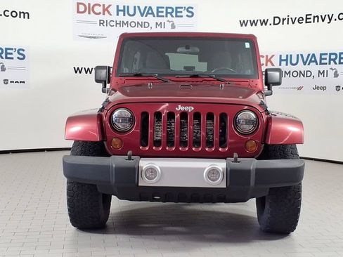Used 2012 Jeep Wrangler Unlimited Sahara w/ Trailer Tow Group AWD/4WD image 2
