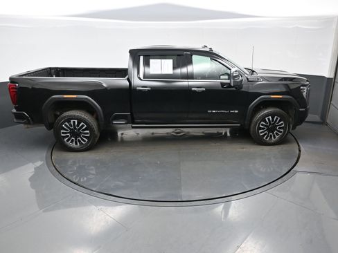 Used 2024 GMC Sierra 2500 Denali Ultimate AWD/4WD image 42