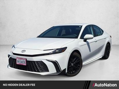 Used 2025 Toyota Camry SE w/ Convenience Package