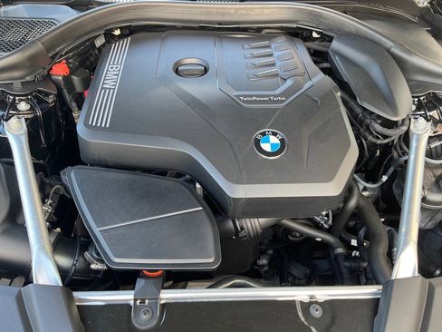 Used 2021 BMW 530i xDrive w/ Convenience Package image 39