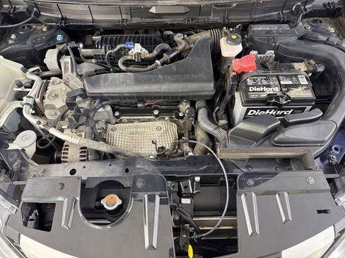 Used 2018 Nissan Rogue S FWD image 17