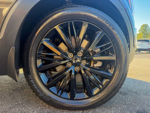 Used 2021 Kia Telluride SX w/ Towing Package FWD image 26