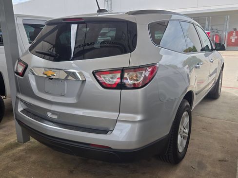 Certified 2017 Chevrolet Traverse LS FWD image 7