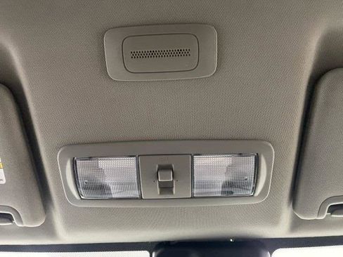 Used 2022 Nissan Frontier S image 15