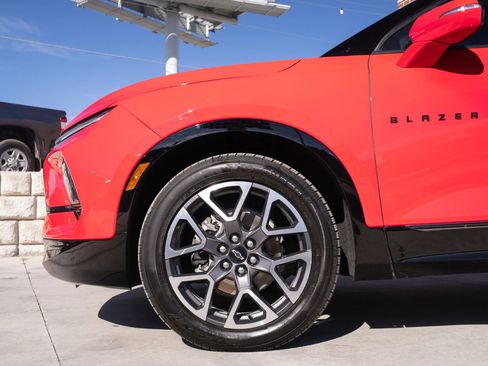 Used 2023 Chevrolet Blazer RS image 4