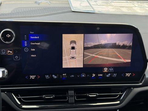 New 2026 Chevrolet Equinox EV RS image 13