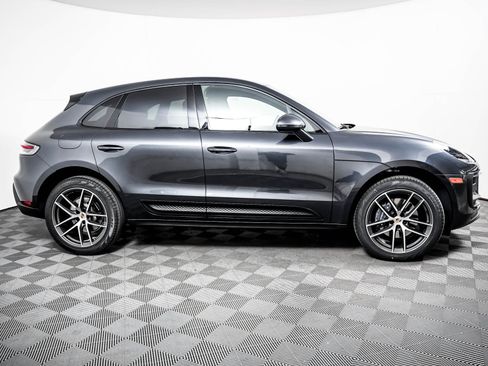 Certified 2026 Porsche Macan AWD/4WD image 9