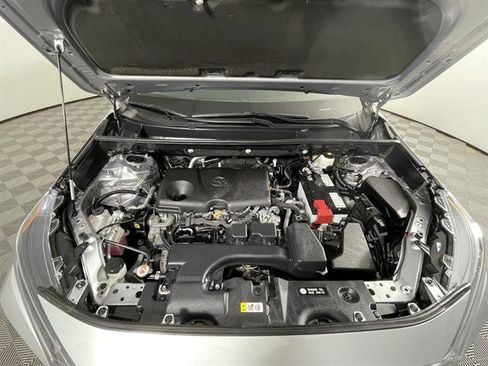 Certified 2022 Toyota RAV4 LE image 22