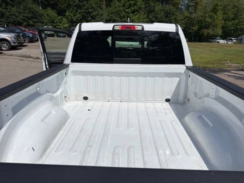 Used 2019 RAM 1500 Big Horn AWD/4WD image 24