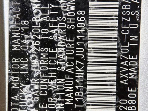 Used 2018 Toyota Camry SE image 38