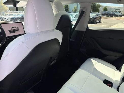 Used 2023 Tesla Model Y Long Range AWD/4WD image 34