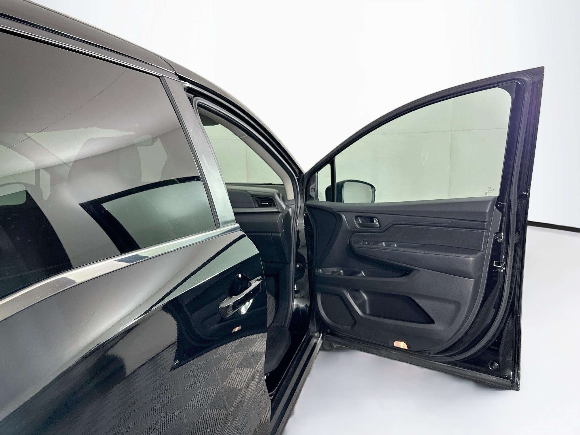 Used 2025 Honda Odyssey EX-L image 34