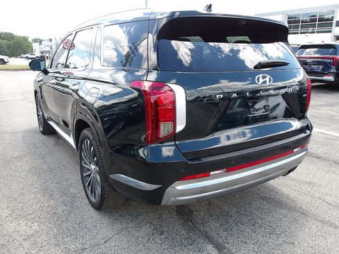 Certified 2023 Hyundai Palisade Calligraphy w/ Cargo Package AWD/4WD image 7