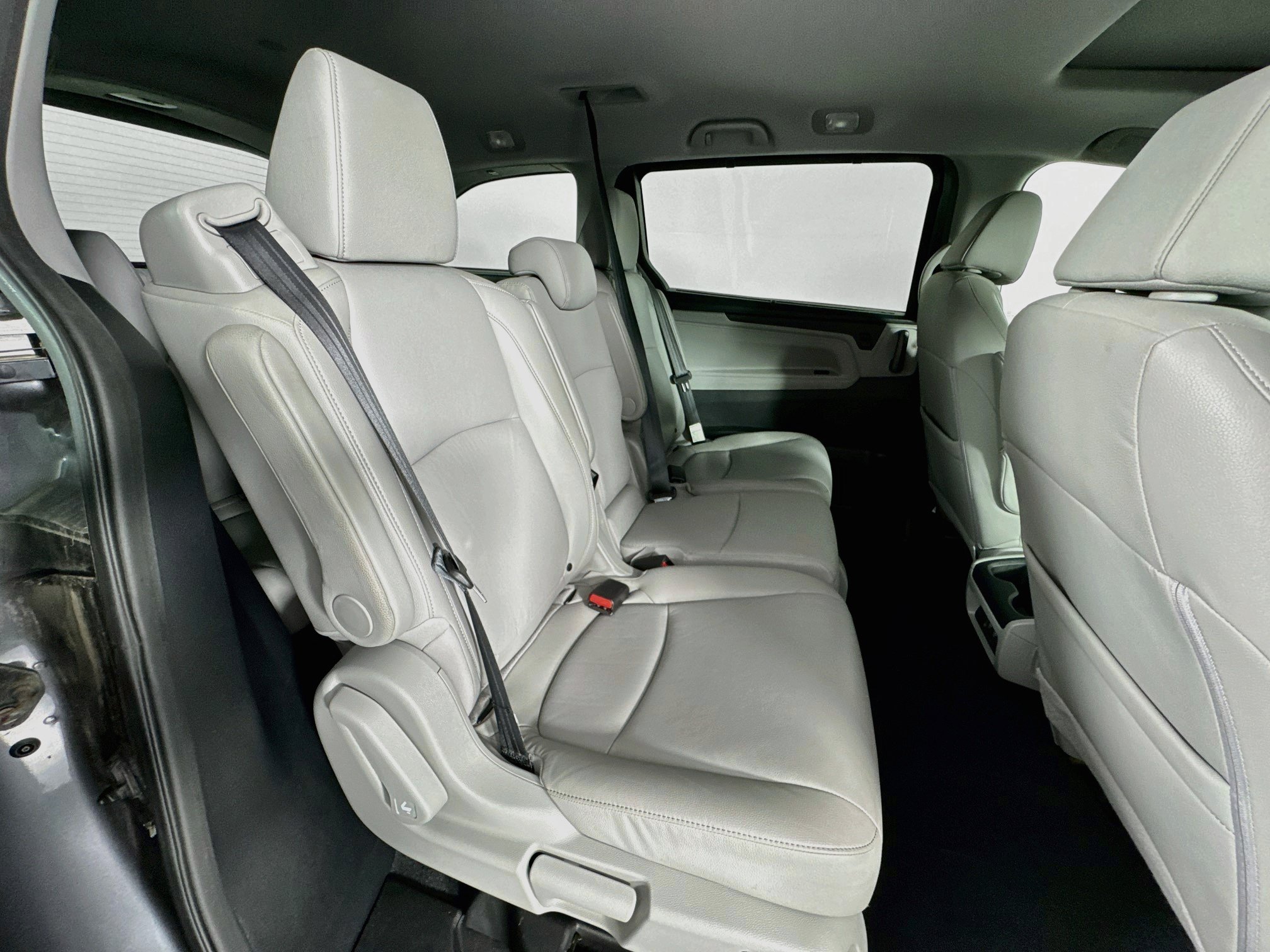 Used 2018 Honda Odyssey EX-L image 28