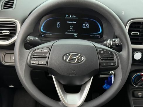 New 2026 Hyundai Venue SE image 12
