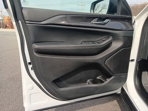 Used 2023 Jeep Grand Cherokee L Laredo w/ Luxury Tech Group I image 30