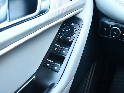 Used 2026 Ford Explorer Active w/ Active Comfort Package image 25