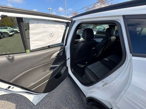 New 2026 Chevrolet Trax LT w/ Driver Confidence Package image 17