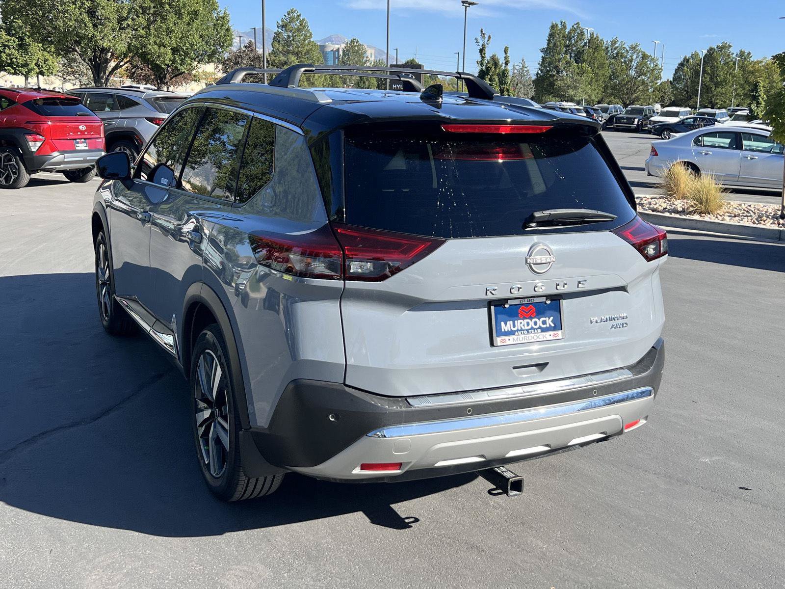 Used 2022 Nissan Rogue Platinum w/ Head-Up Display Package AWD/4WD image 19