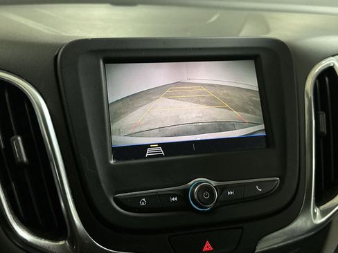 Used 2021 Chevrolet Equinox LS w/ LS Convenience Package FWD image 15
