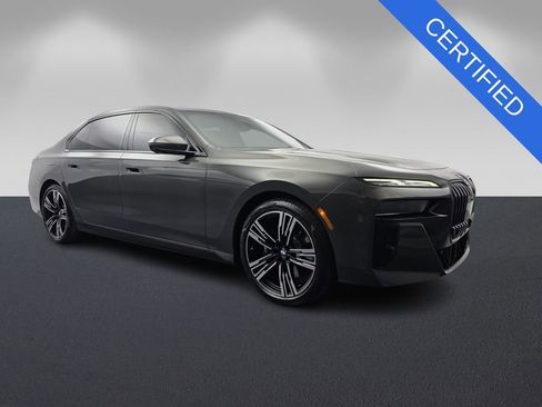 Certified 2023 BMW 760i xDrive AWD/4WD image 1