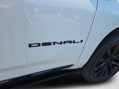 Used 2023 GMC Yukon Denali AWD/4WD image 36