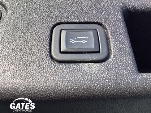 Used 2024 Chevrolet Equinox LT FWD image 13