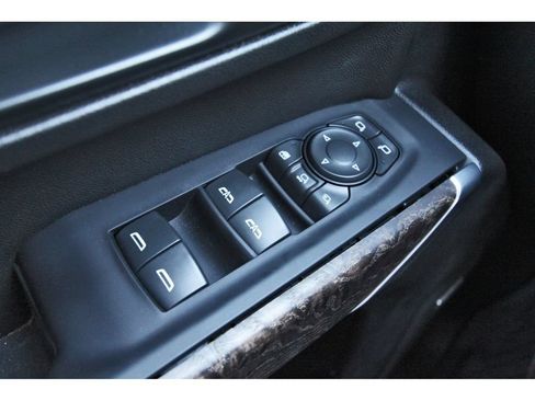 Used 2022 GMC Sierra 2500 Denali w/ Technology Package AWD/4WD image 22