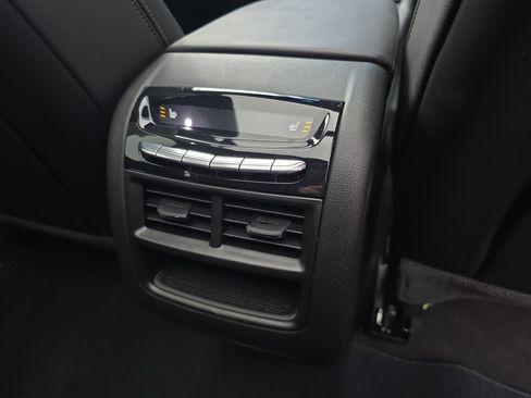 Used 2025 Cadillac XT5 Premium Luxury image 41