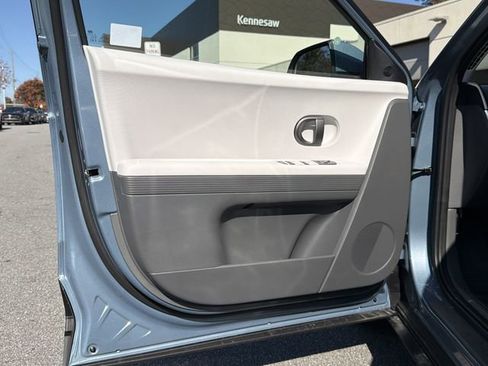 New 2026 Hyundai Ioniq 5 SEL image 10