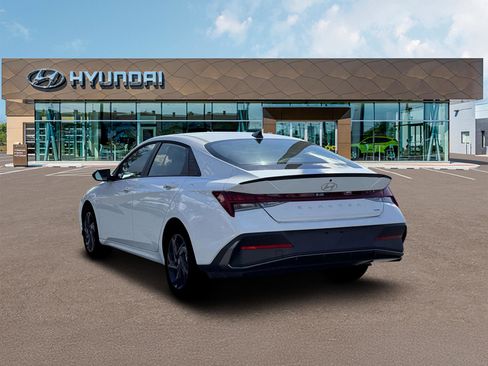 New 2026 Hyundai Elantra Sport image 5