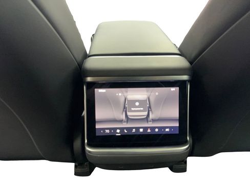 Used 2022 Tesla Model S Base image 68