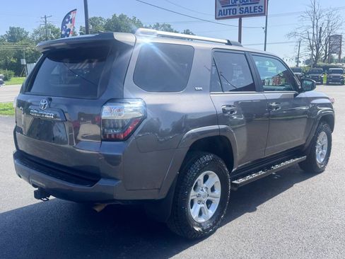 Used 2021 Toyota 4Runner SR5 AWD/4WD image 3