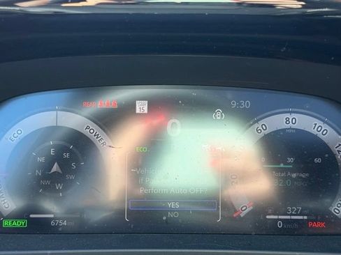 Certified 2025 Toyota Crown Signia AWD/4WD image 19