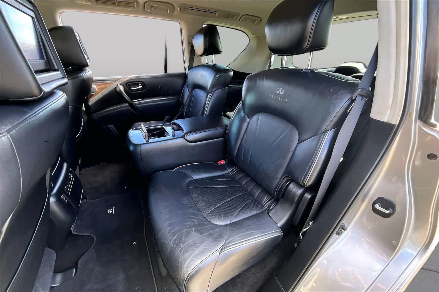 Used 2012 INFINITI QX56 4WD w/ Deluxe Touring Pkg image 20